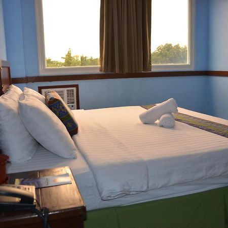 อาลู โฮเต็ล ดาเวา Hotel Davao ภายนอก รูปภาพ